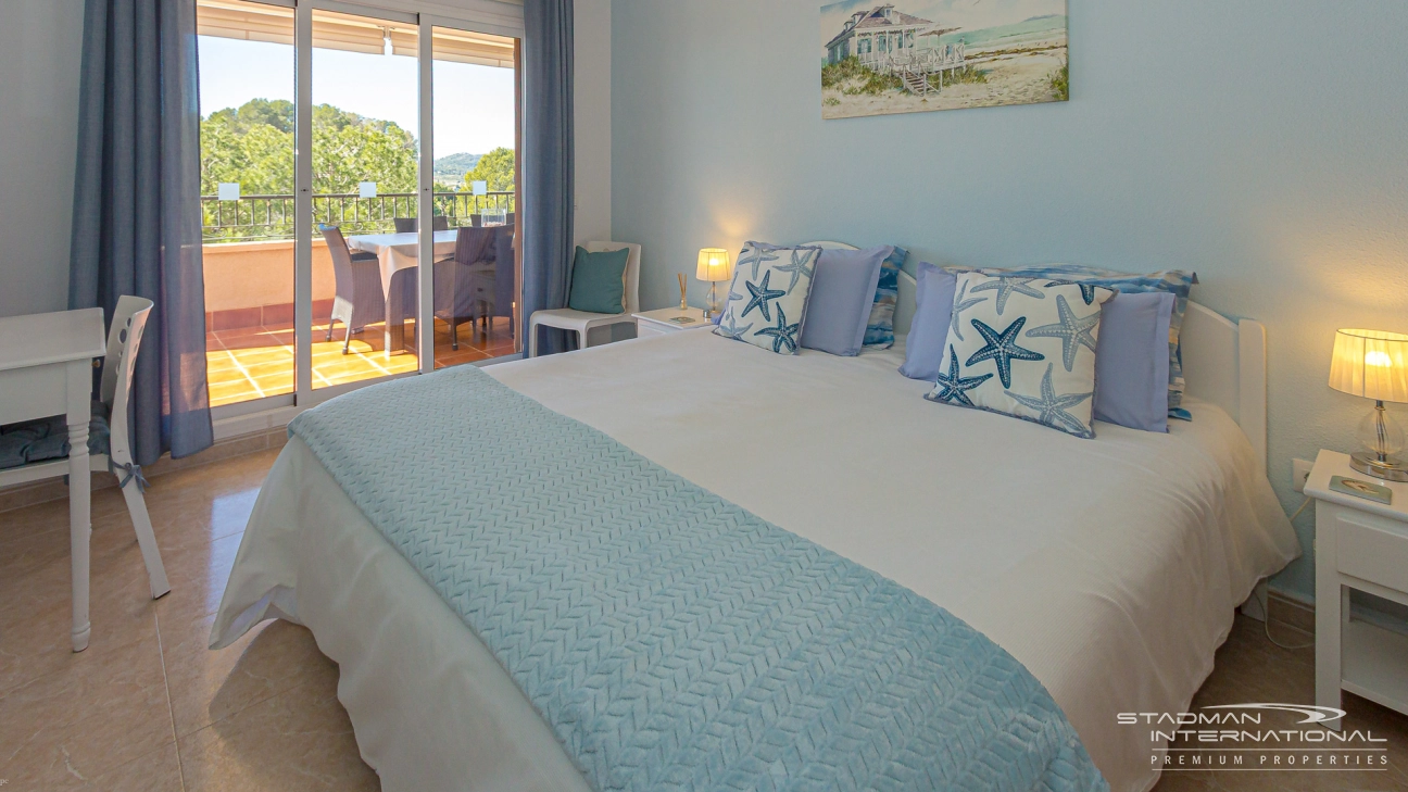 Grand Appartement d’Angle avec Vue Panoramique sur la Montagne