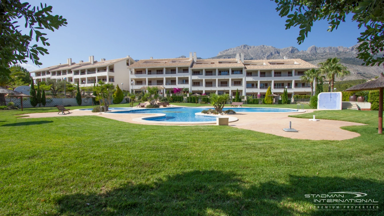 Grand Appartement d’Angle avec Vue Panoramique sur la Montagne