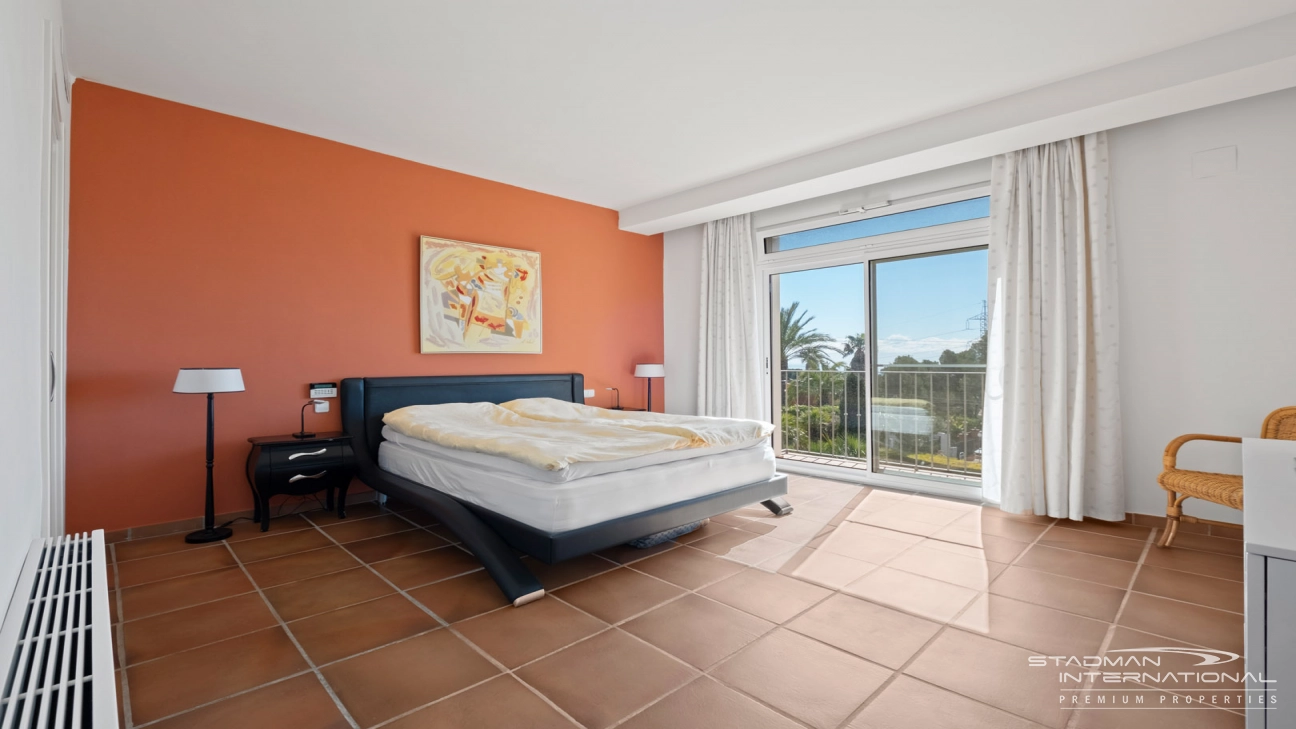 Großzügiges Familienhaus mit Meerblick in Toplage