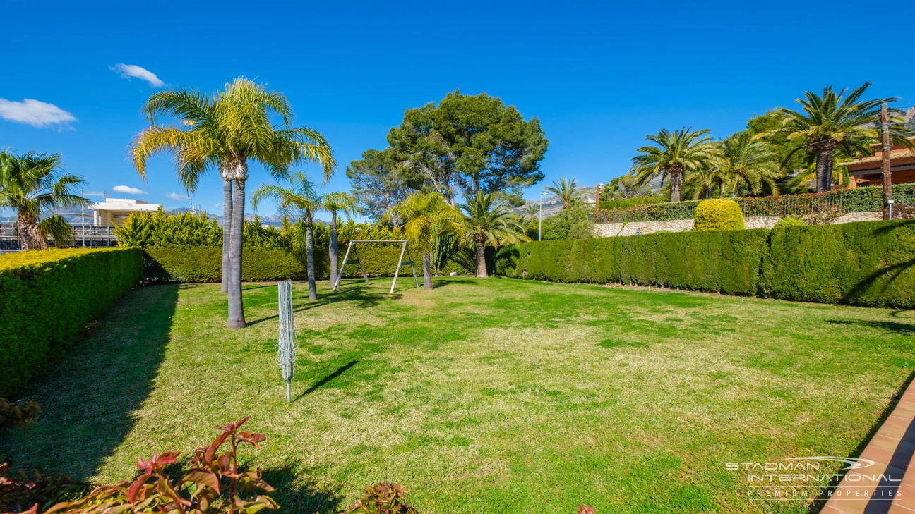 Großzügiges Familienhaus mit Meerblick in Toplage