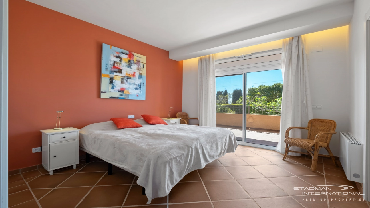 Großzügiges Familienhaus mit Meerblick in Toplage