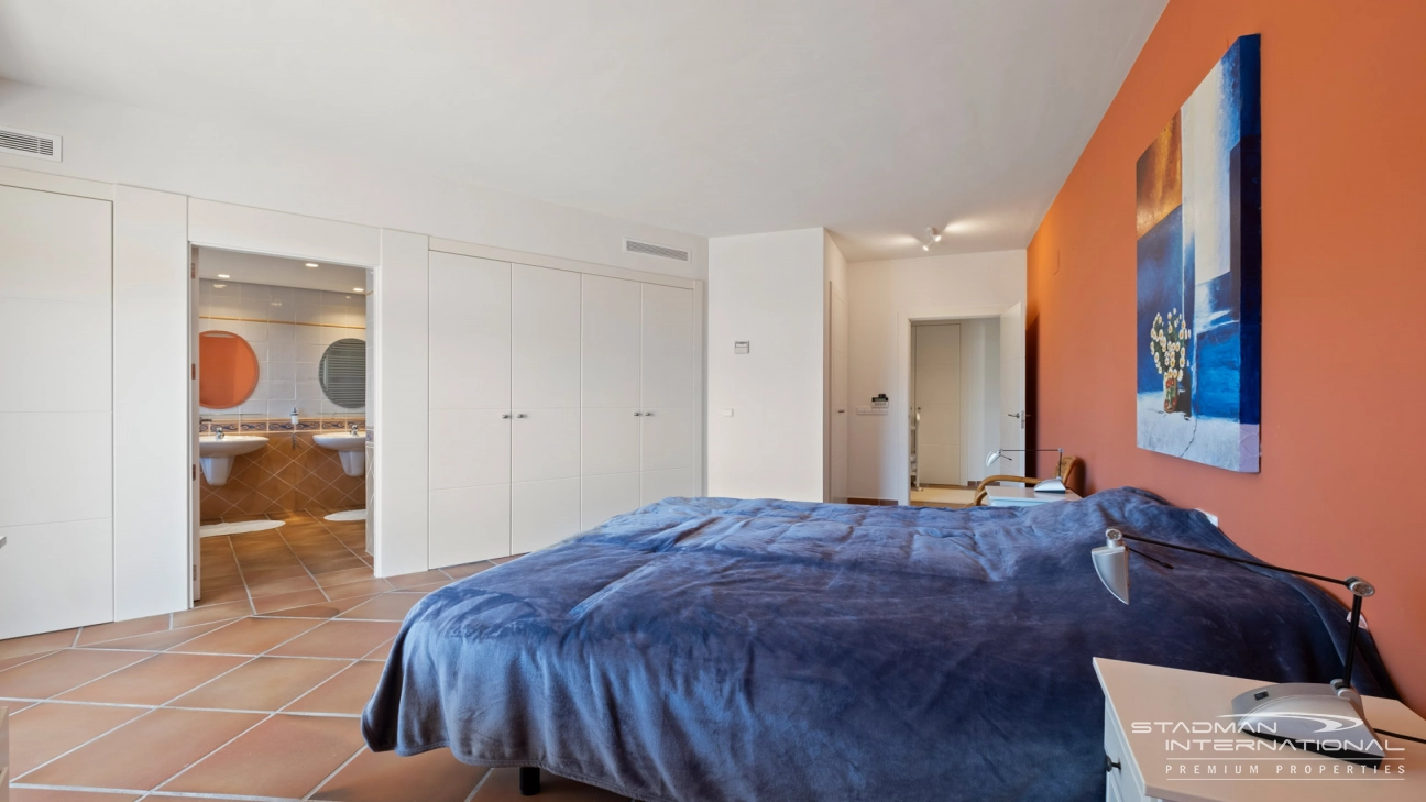 Großzügiges Familienhaus mit Meerblick in Toplage