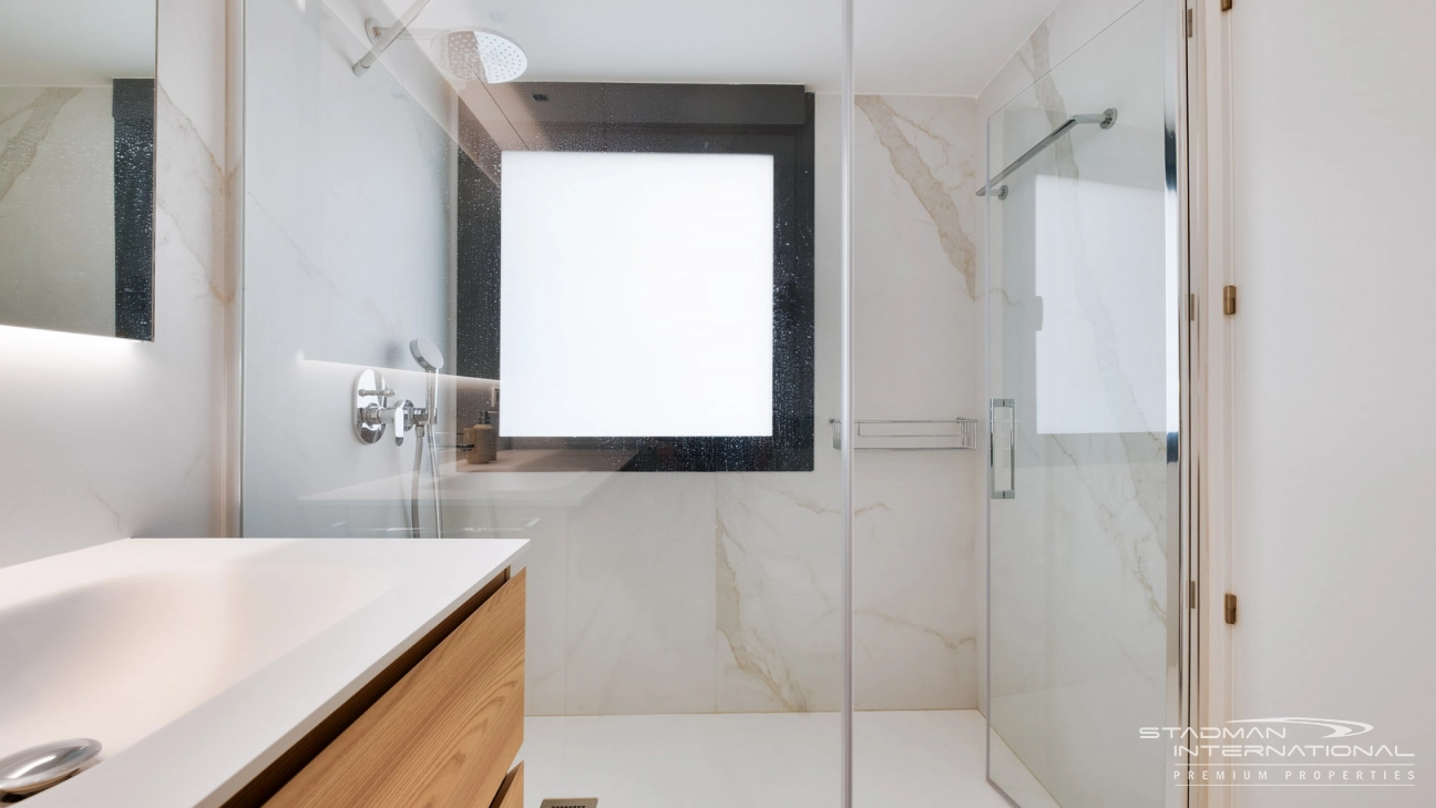 Spectacular Luxury Apartment on the Promenade in Altea