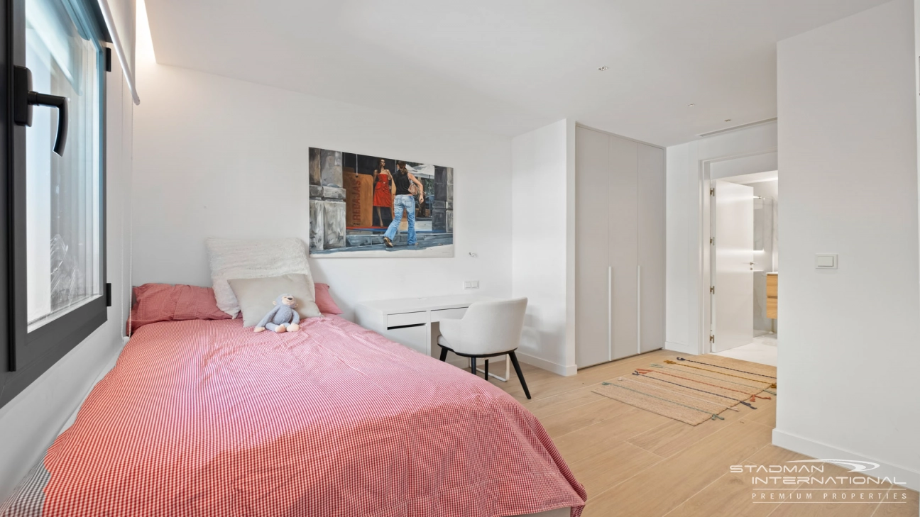 Spectacular Luxury Apartment on the Promenade in Altea