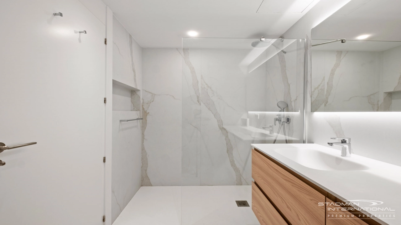 Spectacular Luxury Apartment on the Promenade in Altea