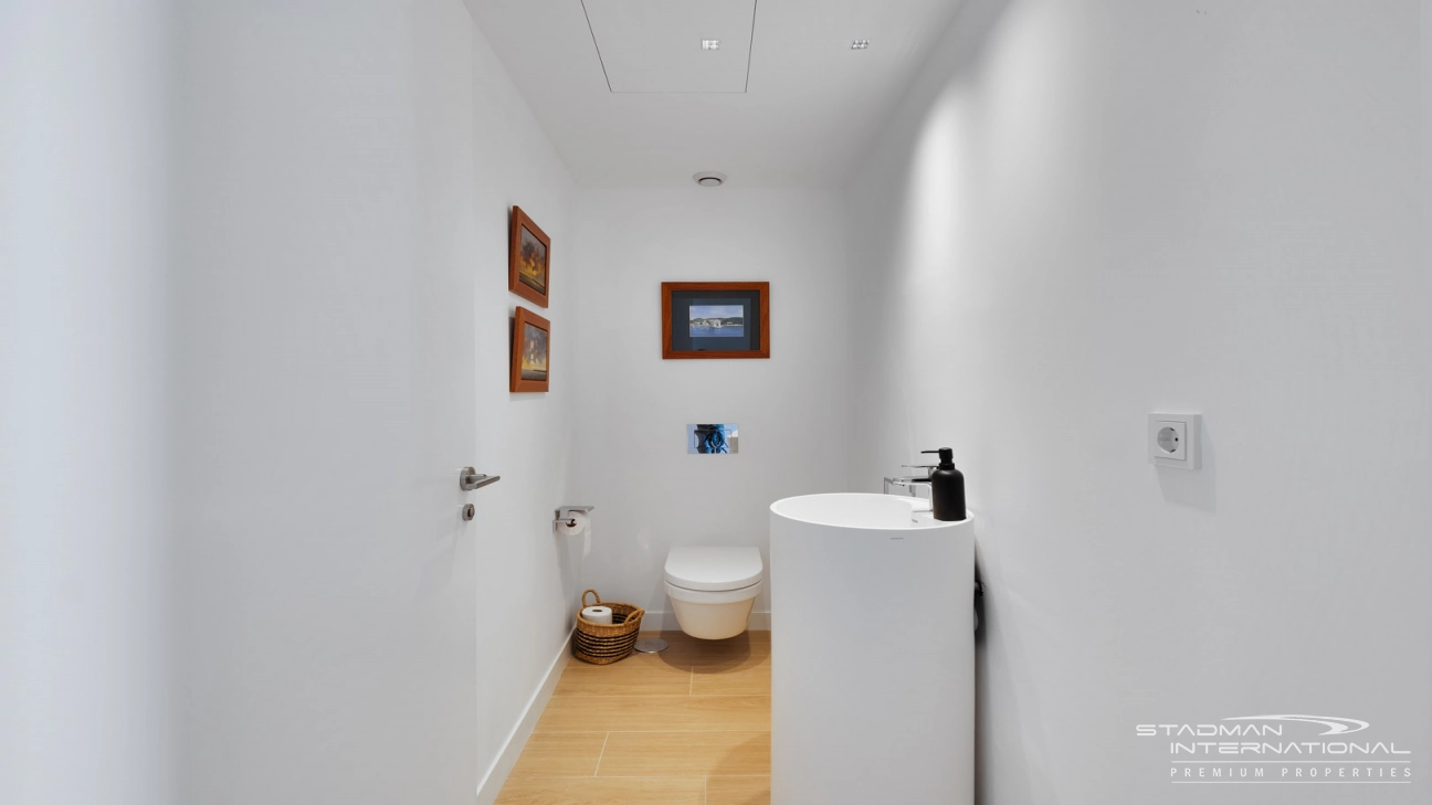 Spectacular Luxury Apartment on the Promenade in Altea