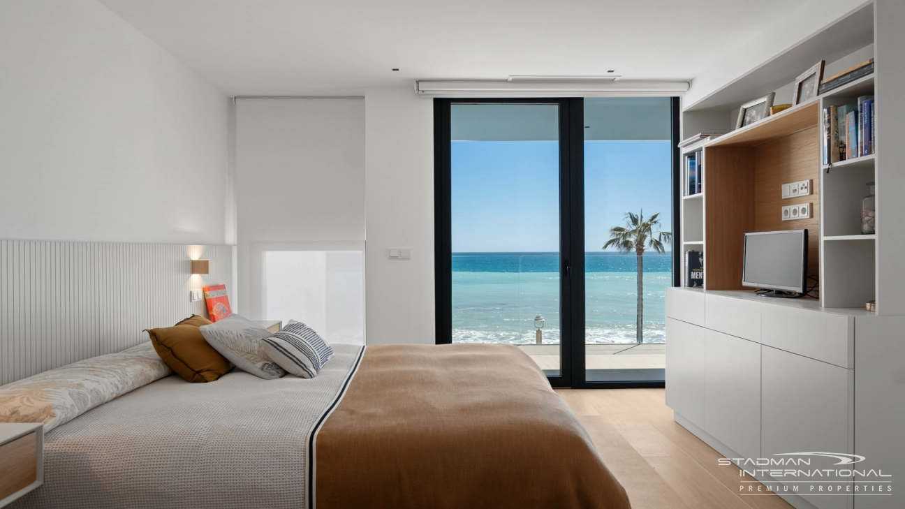 Spectacular Luxury Apartment on the Promenade in Altea