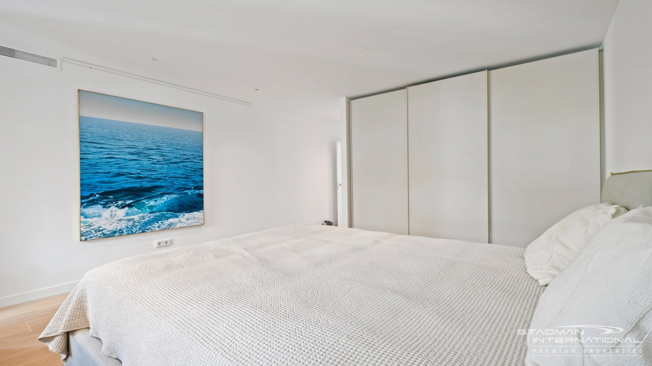 Spectacular Luxury Apartment on the Promenade in Altea