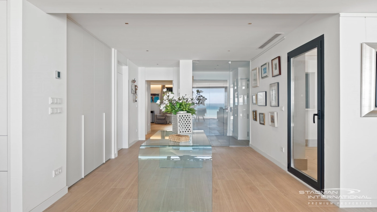 Spectacular Luxury Apartment on the Promenade in Altea