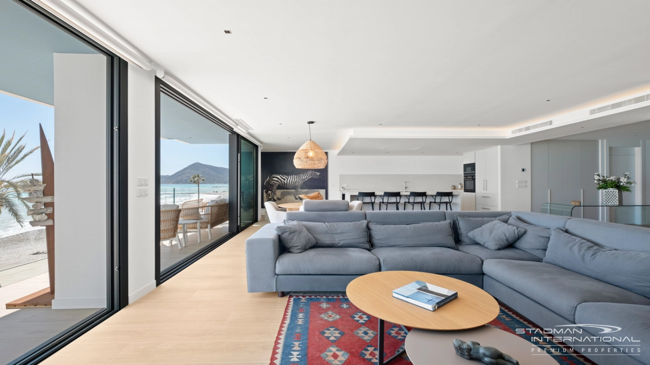 Spectacular Luxury Apartment on the Promenade in Altea