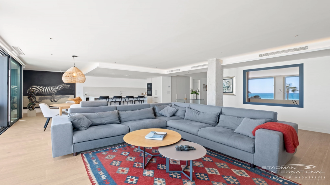 Spectacular Luxury Apartment on the Promenade in Altea