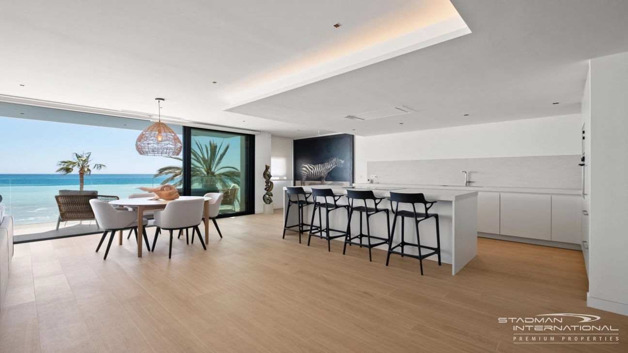 Spectacular Luxury Apartment on the Promenade in Altea