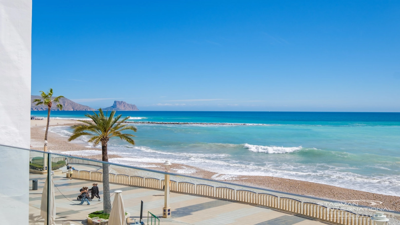 Spectacular Luxury Apartment on the Promenade in Altea