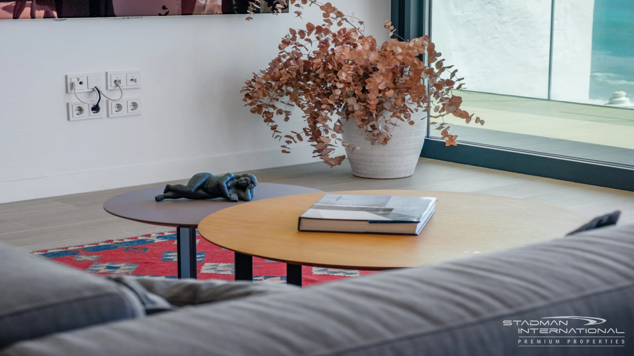 Spectacular Luxury Apartment on the Promenade in Altea