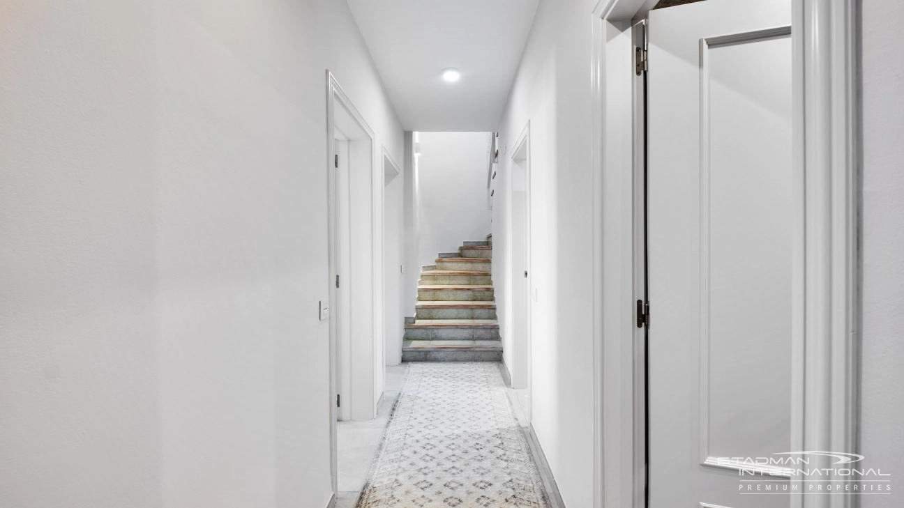 Doppelhaushälfte mit Panoramablick auf das Meer in Altea Hills