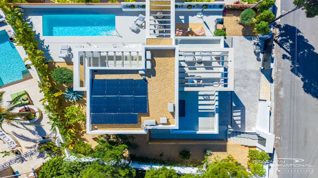 Modern New Built Villa on a Flat Plot with Sea Views 
