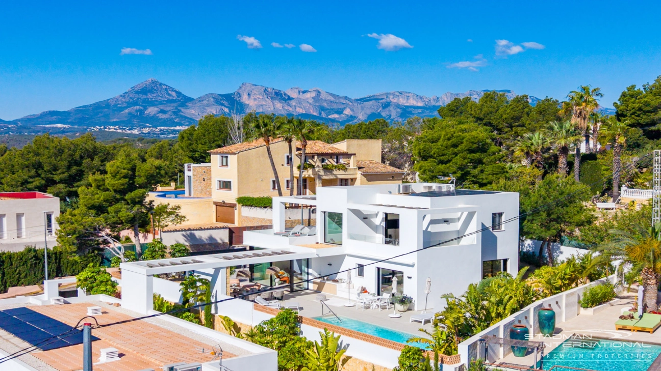 Modern New Built Villa on a Flat Plot with Sea Views 
