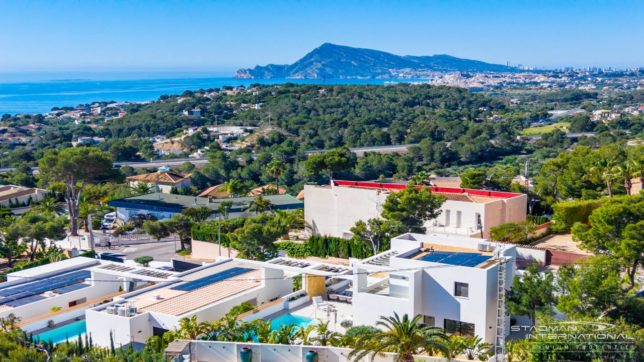 Modern New Built Villa on a Flat Plot with Sea Views 
