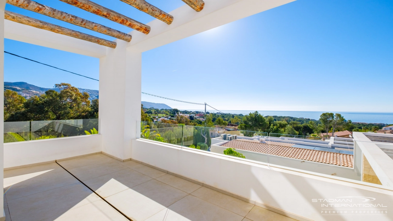 Modern New Built Villa on a Flat Plot with Sea Views 
