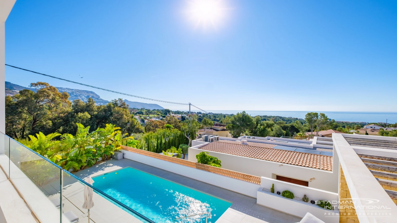 Modern New Built Villa on a Flat Plot with Sea Views 
