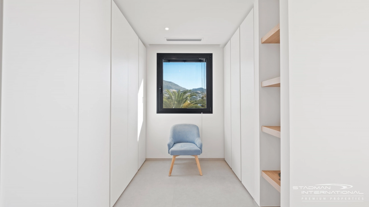 Modern New Built Villa on a Flat Plot with Sea Views 
