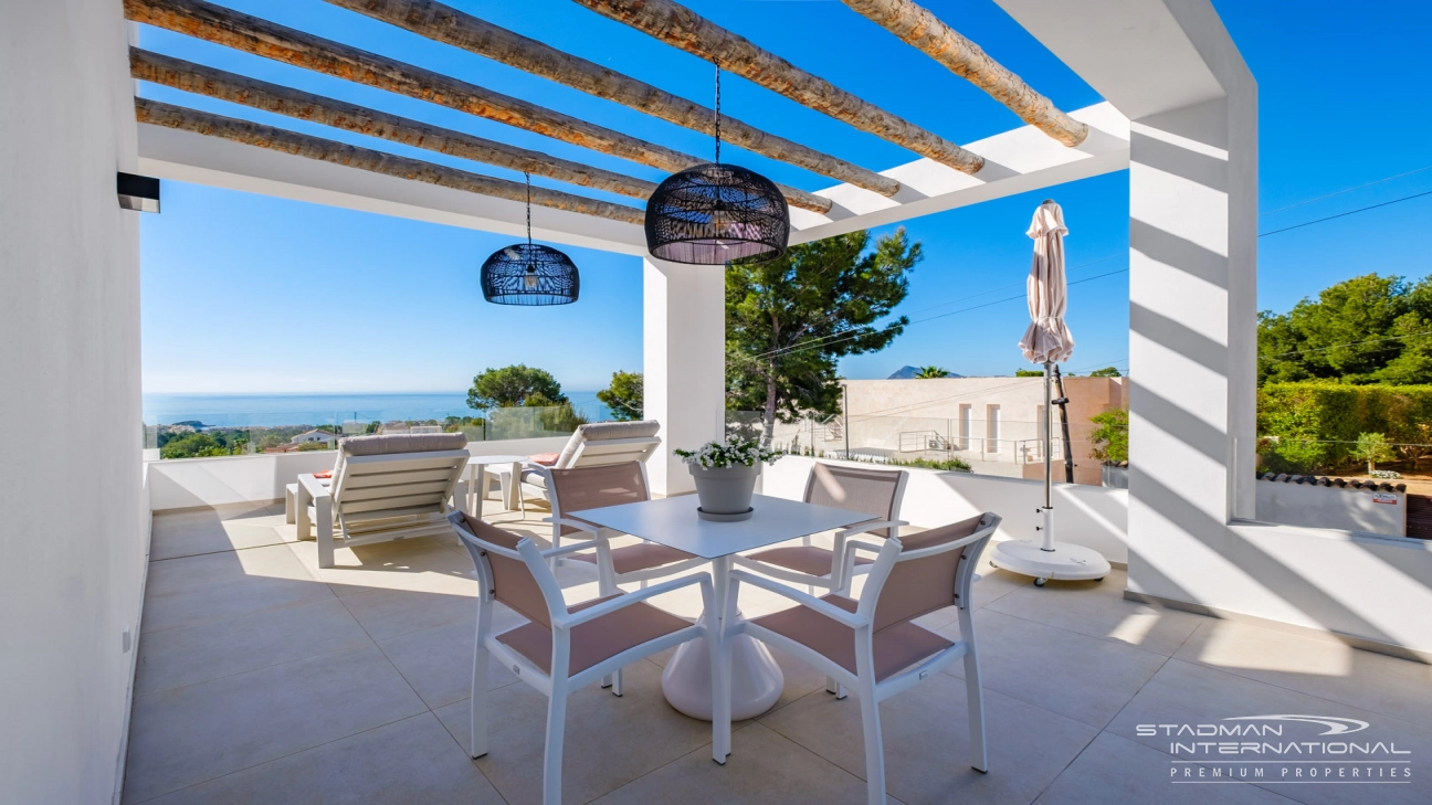 Modern New Built Villa on a Flat Plot with Sea Views 
