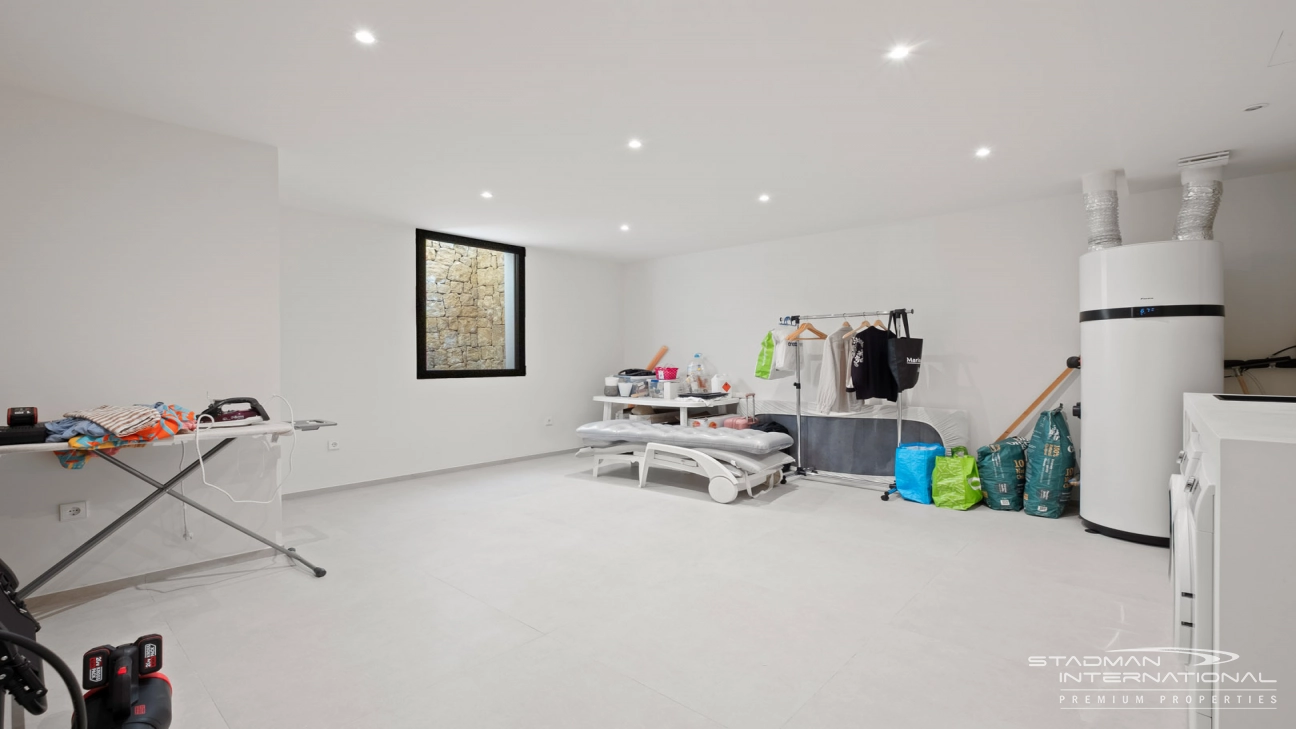 Modern New Built Villa on a Flat Plot with Sea Views 
