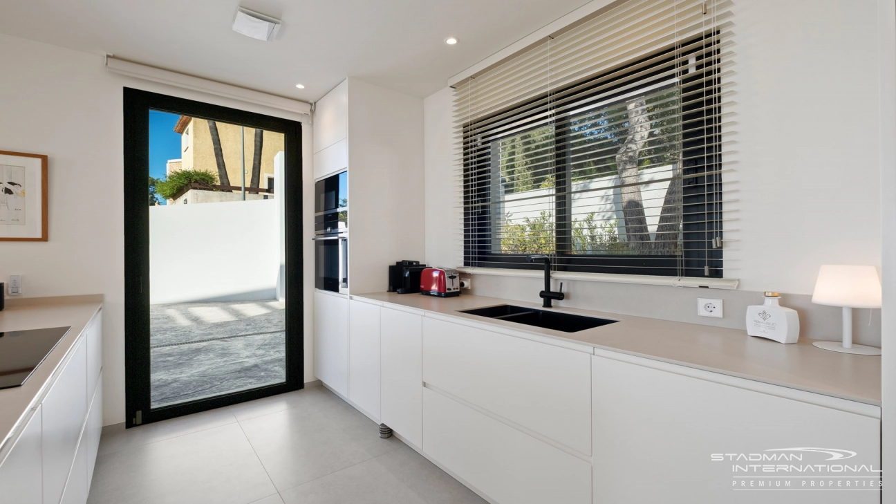 Modern New Built Villa on a Flat Plot with Sea Views 
