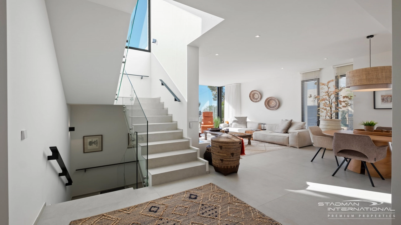 Modern New Built Villa on a Flat Plot with Sea Views 
