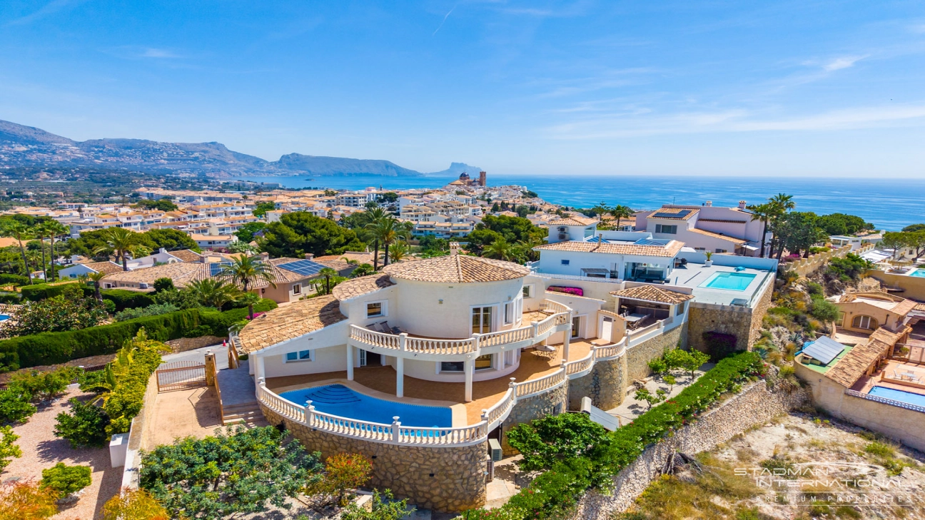 Villa with Great Sea Views in a Prime Location Near Altea Old Town