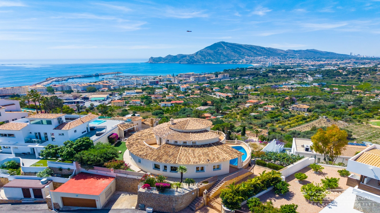 Villa with Great Sea Views in a Prime Location Near Altea Old Town
