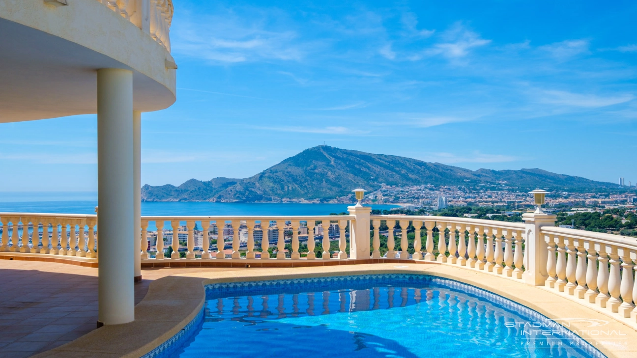 Villa with Great Sea Views in a Prime Location Near Altea Old Town