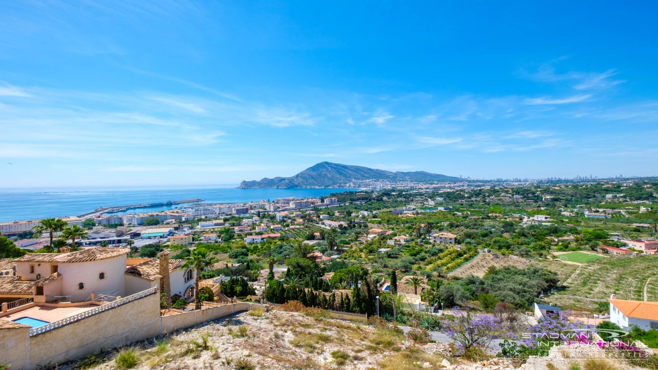 Villa with Great Sea Views in a Prime Location Near Altea Old Town