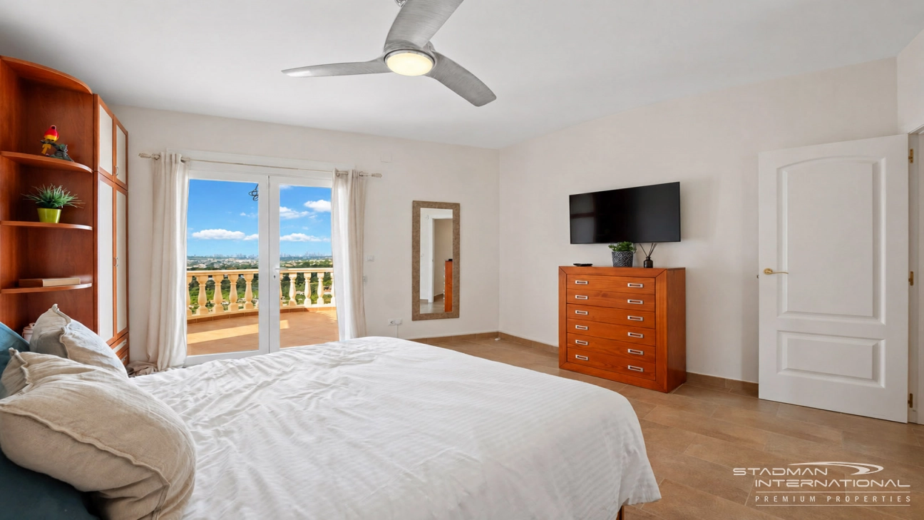Villa with Great Sea Views in a Prime Location Near Altea Old Town
