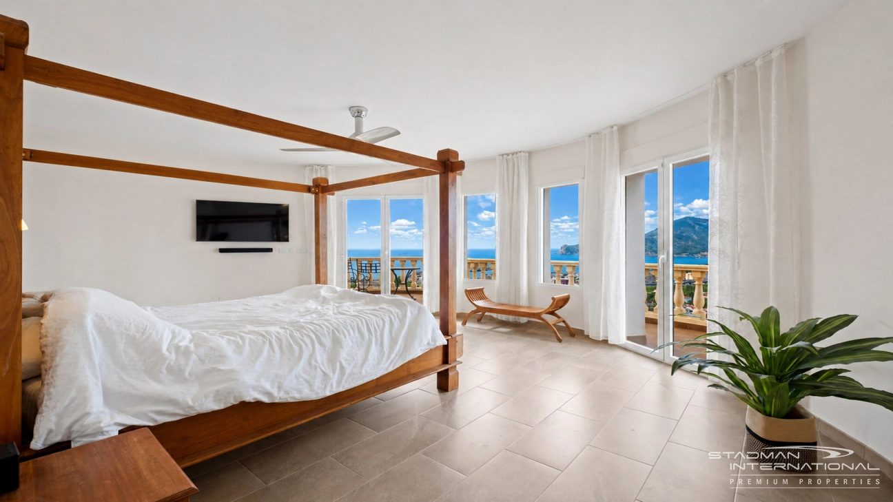 Villa with Great Sea Views in a Prime Location Near Altea Old Town