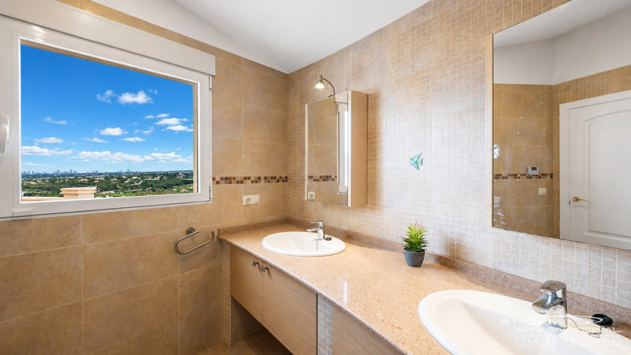 Villa with Great Sea Views in a Prime Location Near Altea Old Town