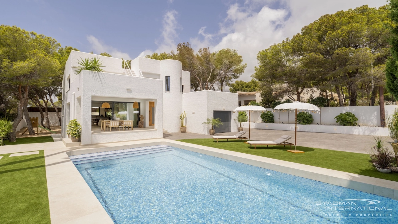 Villa Ibicenca Cerca de la Playa y del Puerto Portosenso