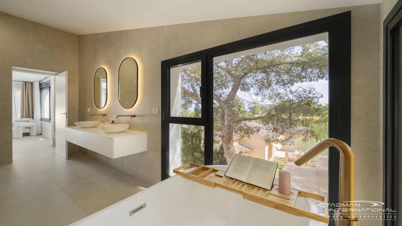 Villa Ibicenca Cerca de la Playa y del Puerto Portosenso