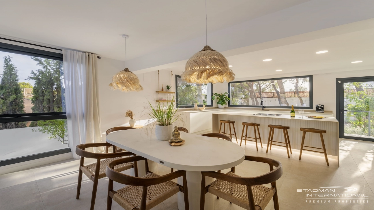 Villa Ibicenca Cerca de la Playa y del Puerto Portosenso