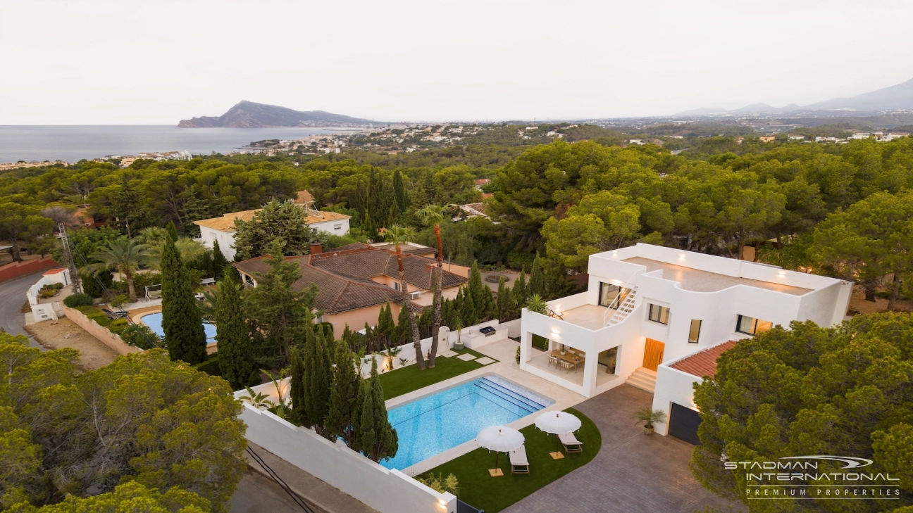 Villa Ibicenca Cerca de la Playa y del Puerto Portosenso