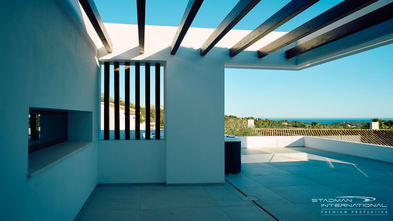 Modern New Build Villa on a Corner Plot with Sea Views