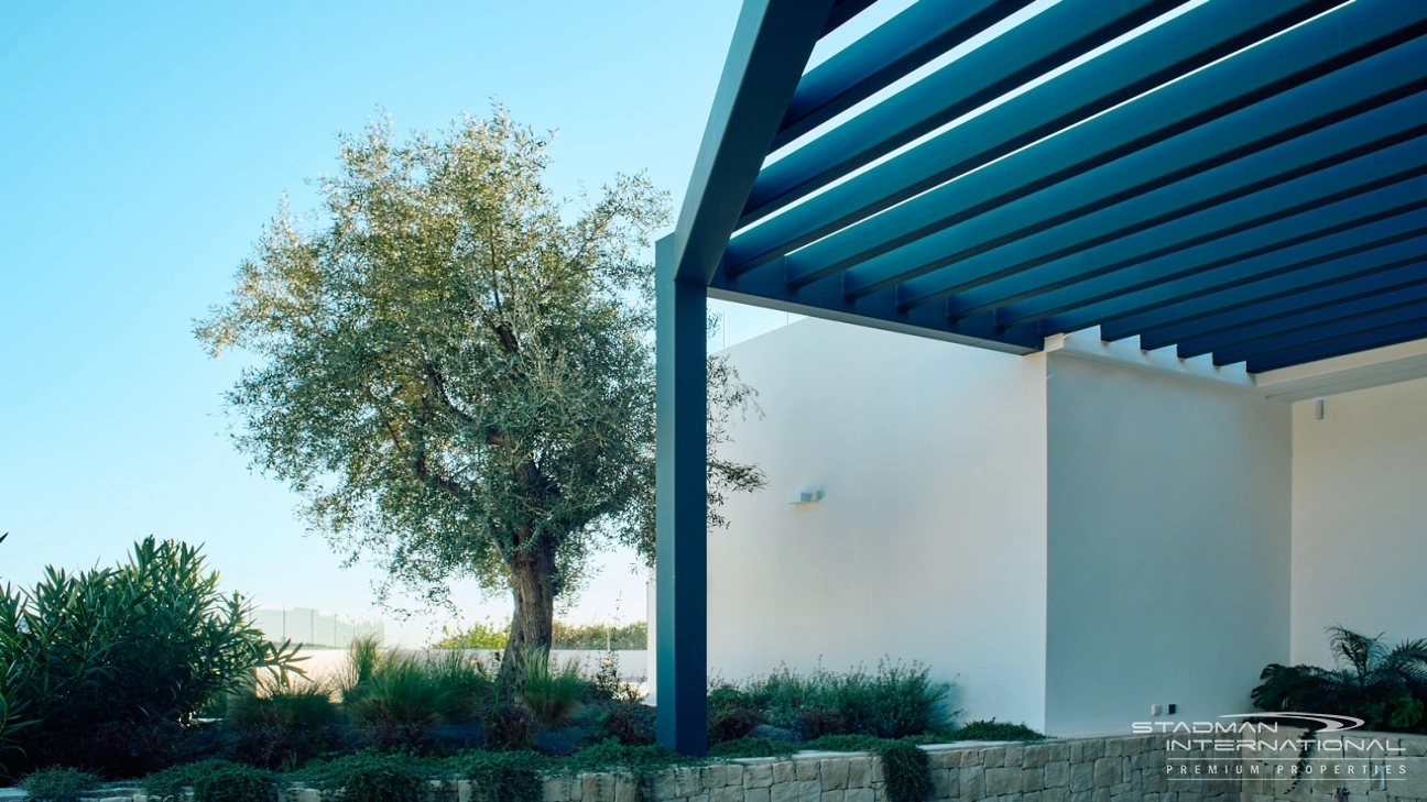 Modern New Build Villa on a Corner Plot with Sea Views