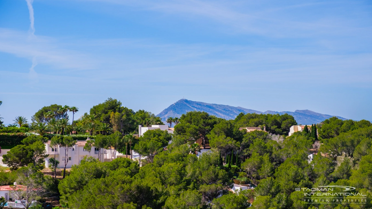 Exclusive Apartment with Spacious Terrace in Altea la Vella
