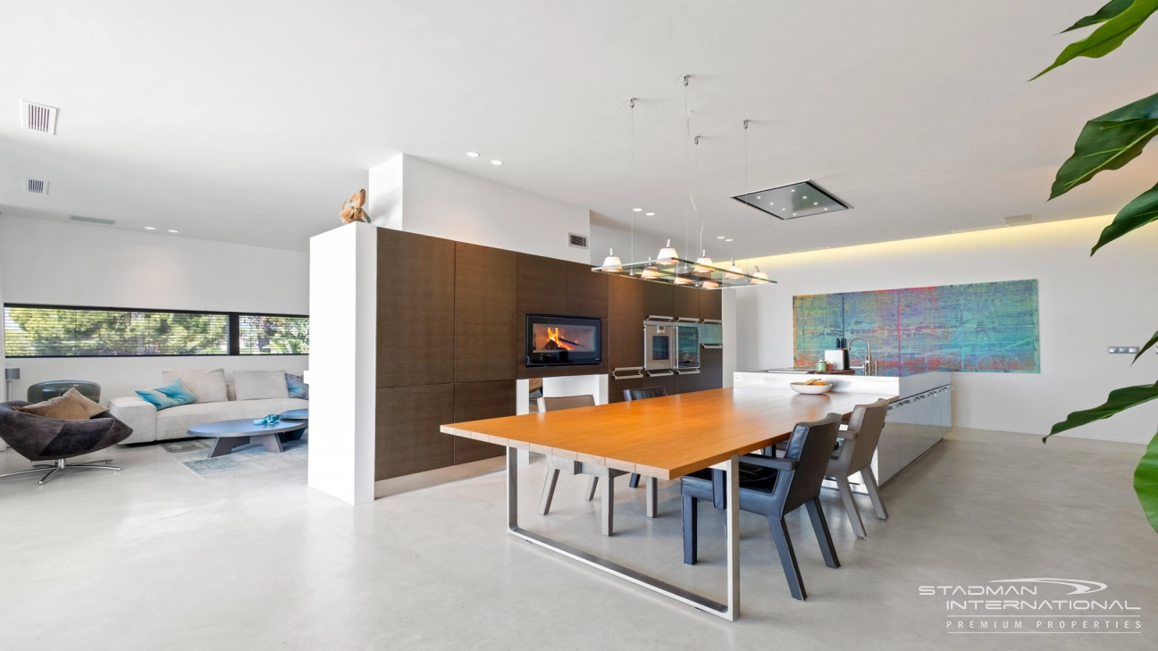 Modern Villa with Beautiful Sea Views Near Altea Golf Club