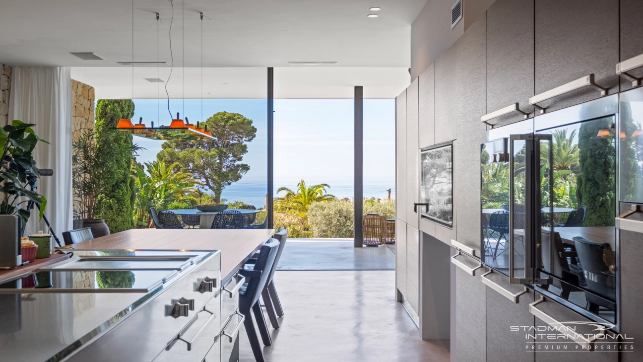 Modern Villa with Beautiful Sea Views Near Altea Golf Club