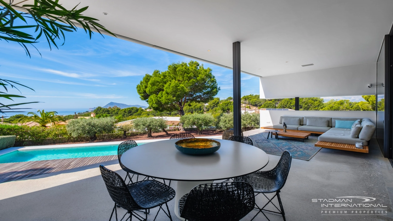 Modern Villa with Beautiful Sea Views Near Altea Golf Club