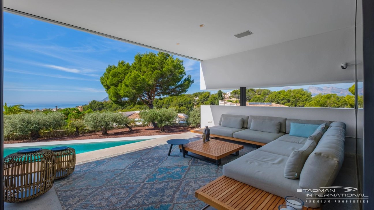 Modern Villa with Beautiful Sea Views Near Altea Golf Club