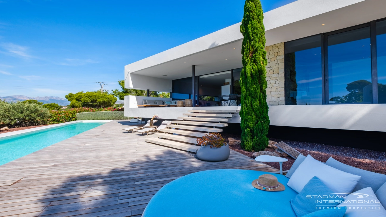 Modern Villa with Beautiful Sea Views Near Altea Golf Club