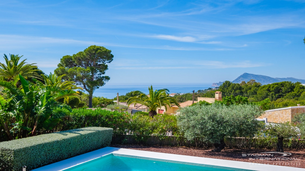 Modern Villa with Beautiful Sea Views Near Altea Golf Club