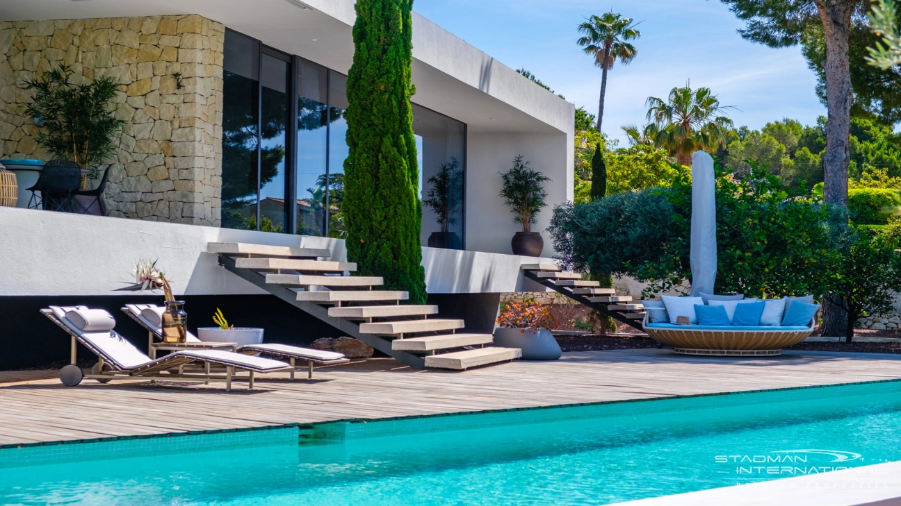 Modern Villa with Beautiful Sea Views Near Altea Golf Club